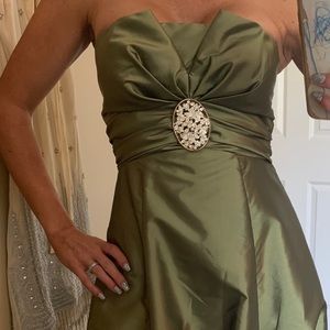 Formal/cocktail dress - strapless NWT